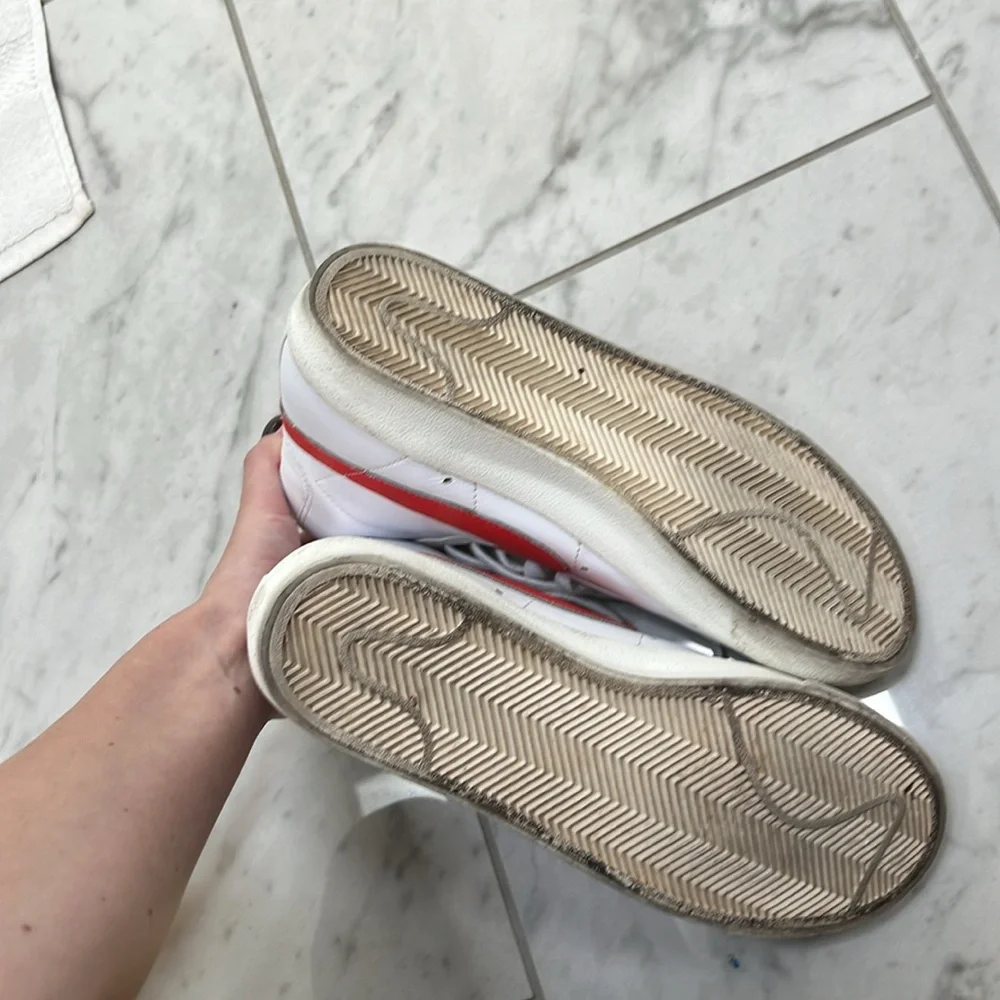 Nike Blazers Women’s - Picture 4 of 5